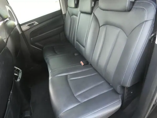 SsangYong Musso 2018 - 27500 EUR, 132000 km - AUTO.MOTO.pt - 132000km - foto 16 de 50