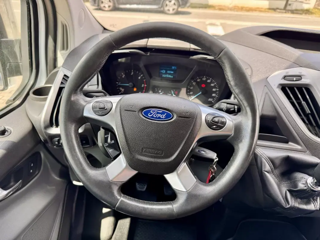 Ford TRANSIT CUSTOM 2.0 L2 H2 2.0 130 CV 2021 - 16500 EUR, 152000 km - AUTO.MOTO.pt - 152000km - foto 12 de 18