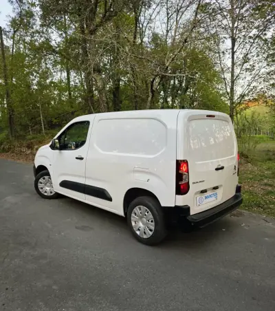 Citroën Berlingo 2020 - 11990 EUR, 152000 km - AUTO.MOTO.pt - 152000km - foto 7 de 30
