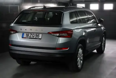 Skoda Kodiaq 2019 - 21950 EUR, 121000 km - 121000km - foto 3 de 49