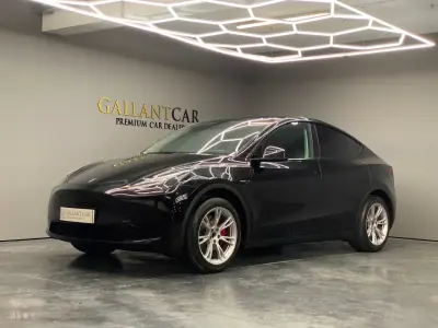 Tesla Model Y 2023 - 34500 EUR, 45000 km - foto 1 de 20