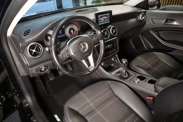 Mercedes-Benz A 180 2014 - 13890 EUR, 163434 km - AUTO.MOTO.pt - 163434km - foto 7 de 21