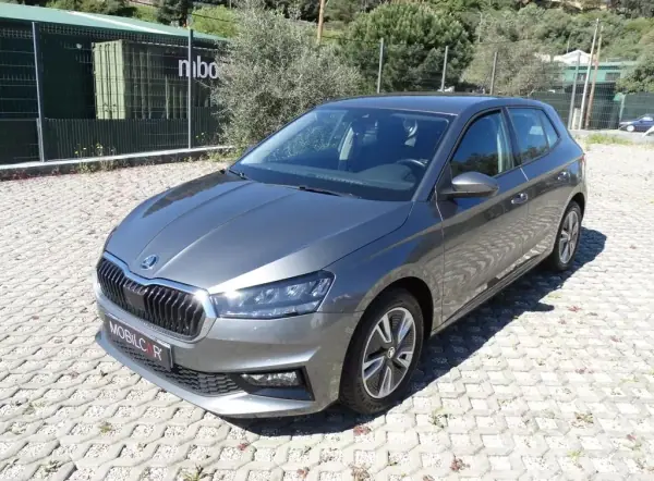 Skoda Fabia 2023 - 13890 EUR, 42937 km - AUTO.MOTO.pt - 42937km - foto 12 de 24