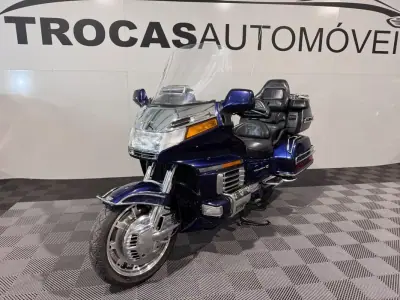 Honda Gold Wing 2000 - 8750 EUR, 84000 km - AUTO.MOTO.pt - 84000km - foto 21 de 28