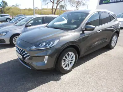 Ford Kuga 2022 - 21500 EUR, 31990 km - AUTO.MOTO.pt - 31990km - foto 3 de 14