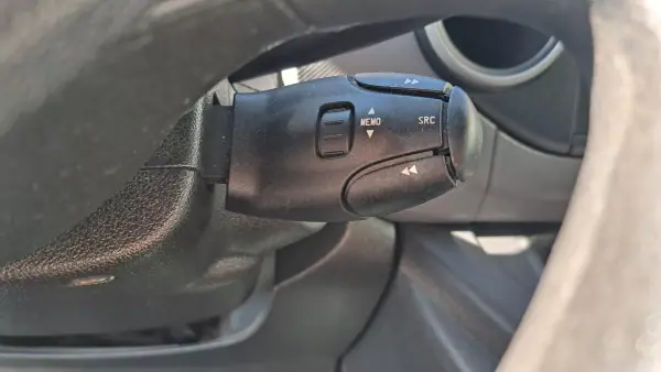 Citroën Berlingo 2016 - 9900 EUR, 218219 km - AUTO.MOTO.pt - 218219km - foto 16 de 19