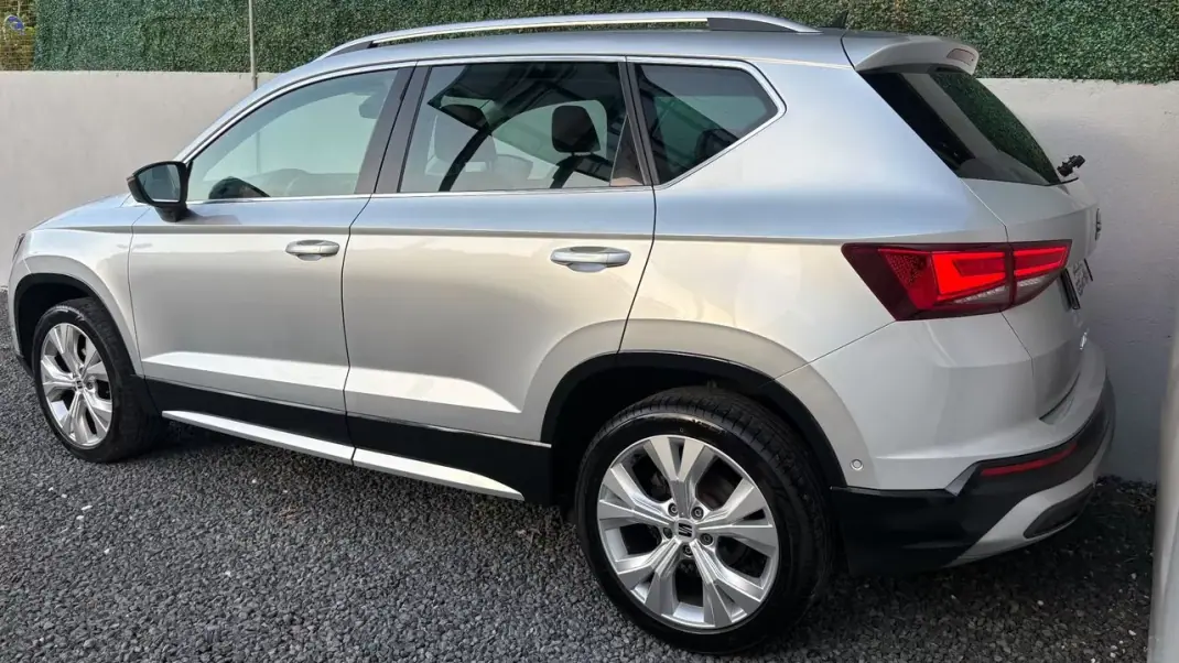 SEAT Ateca 2023 - 18400 EUR, 109000 km - 109000km - foto 4 de 12
