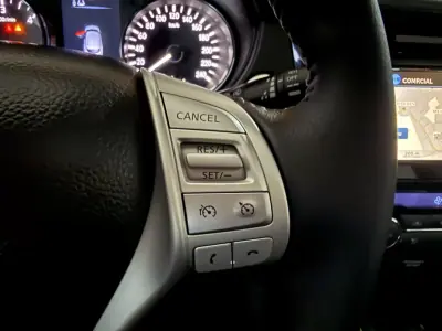 Nissan Qashqai 2015 - 14500 EUR, 171000 km - AUTO.MOTO.pt - 171000km - foto 35 de 86