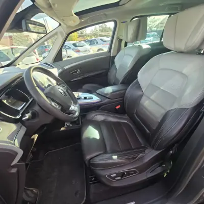 Renault Espace 2015 - 18950 EUR, 122067 km - AUTO.MOTO.pt - 122067km - foto 16 de 47