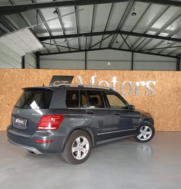 Mercedes-Benz GLK 250 2013 - 16900 EUR, 238000 km - AUTO.MOTO.pt - 238000km - foto 4 de 20