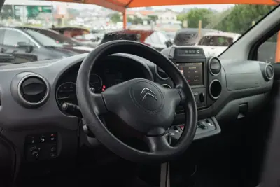 Citroën Berlingo 2017 - 11500 EUR, 234000 km - foto 2 de 12
