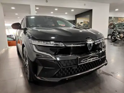 Renault Mégane E-Tech 2022 - 27990 EUR, 40000 km - AUTO.MOTO.pt - 40000km - foto 11 de 47