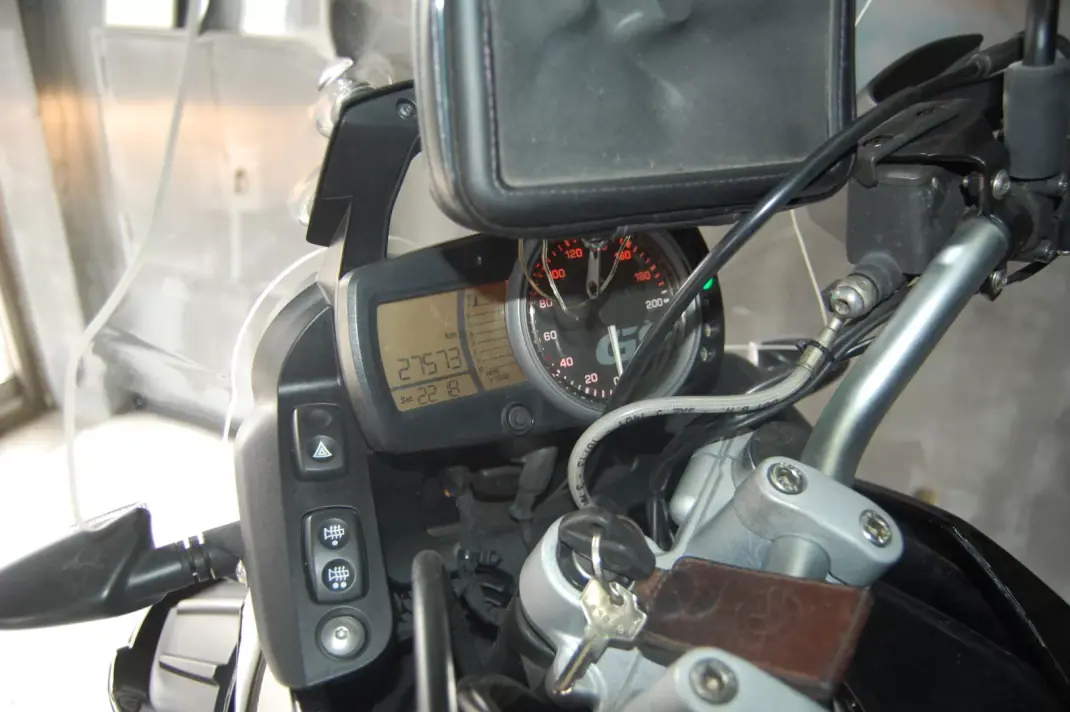 BMW G 650 GS 2014 - 4990 EUR, 27573 km - 27573km - foto 4 de 4