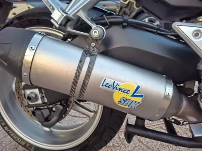 Yamaha FZ 6 R 2010 - 6000 EUR, 21000 km - 21000km - foto 9 de 12
