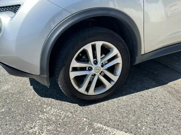 Nissan Juke 2011 - 11900 EUR, 217831 km - 217831km - foto 3 de 32