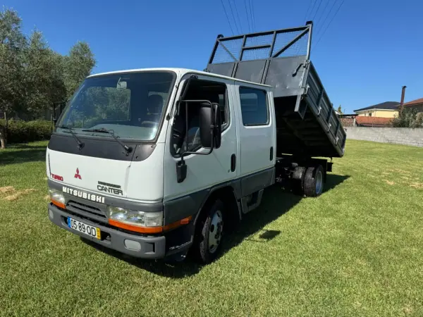 Mitsubishi Canter 2000 Diesel — 198 000 km · Bragança Mitsubishi Canter 2000 Diesel