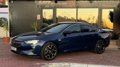 Opel Insignia Grand Sport 2021 - 14990 EUR, 169000 km - AUTO.MOTO.pt - 169000km - foto 8 de 38
