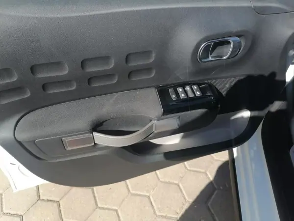 Citroën C3 2019 - 11400 EUR, 55827 km - 55827km - foto 17 de 19