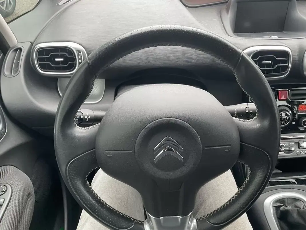Citroën C3 Picasso 2016 - 7450 EUR, 93298 km - AUTO.MOTO.pt - 93298km - foto 6 de 14