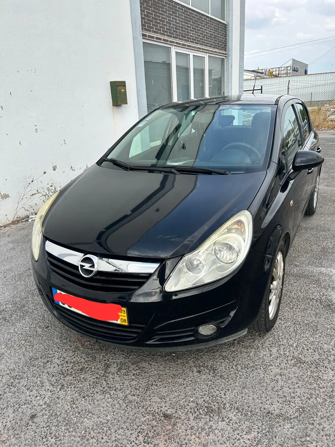 Opel Corsa 2009 - 3750 EUR, 154000 km - 154000km - foto 4 de 12