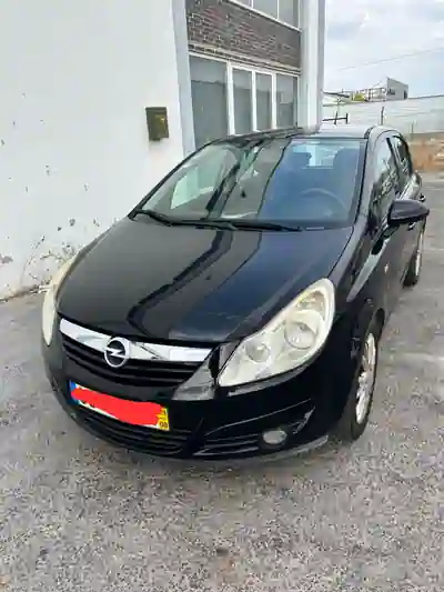 Opel Corsa 2009 - 3750 EUR, 154000 km - 154000km - foto 4 de 12