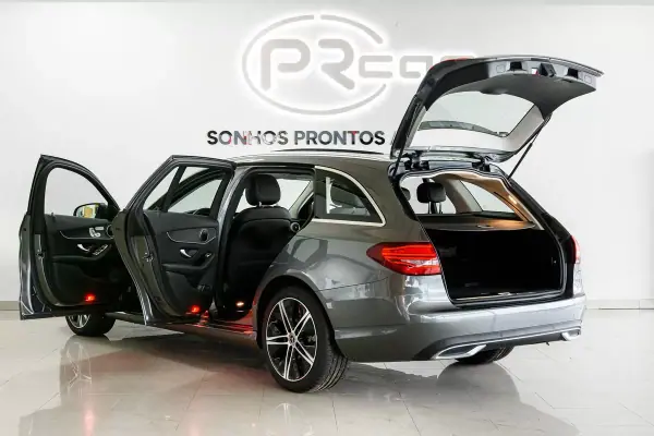 Mercedes-Benz C 300 2020 - 31900 EUR, 89151 km - AUTO.MOTO.pt - 89151km - foto 21 de 25