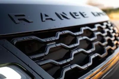 Land Rover Range Rover Evoque 2020 - 32999 EUR, 93000 km - AUTO.MOTO.pt - 93000km - foto 12 de 33