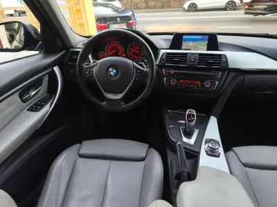 BMW 320 2012 - 13900 EUR, 320000 km - AUTO.MOTO.pt - 320000km - foto 31 de 37