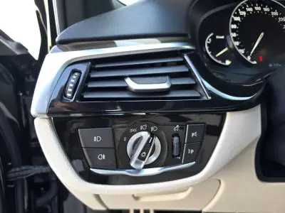BMW 520 2019 - 30990 EUR, 98500 km - AUTO.MOTO.pt - 98500km - foto 36 de 44