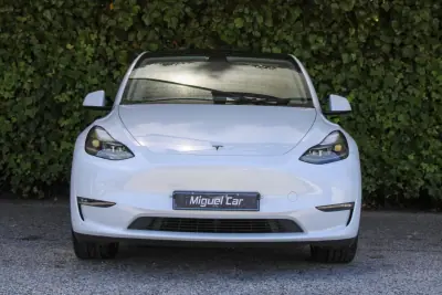 Tesla Model Y 2023 - 36900 EUR, 90000 km - 90000km - foto 2 de 20
