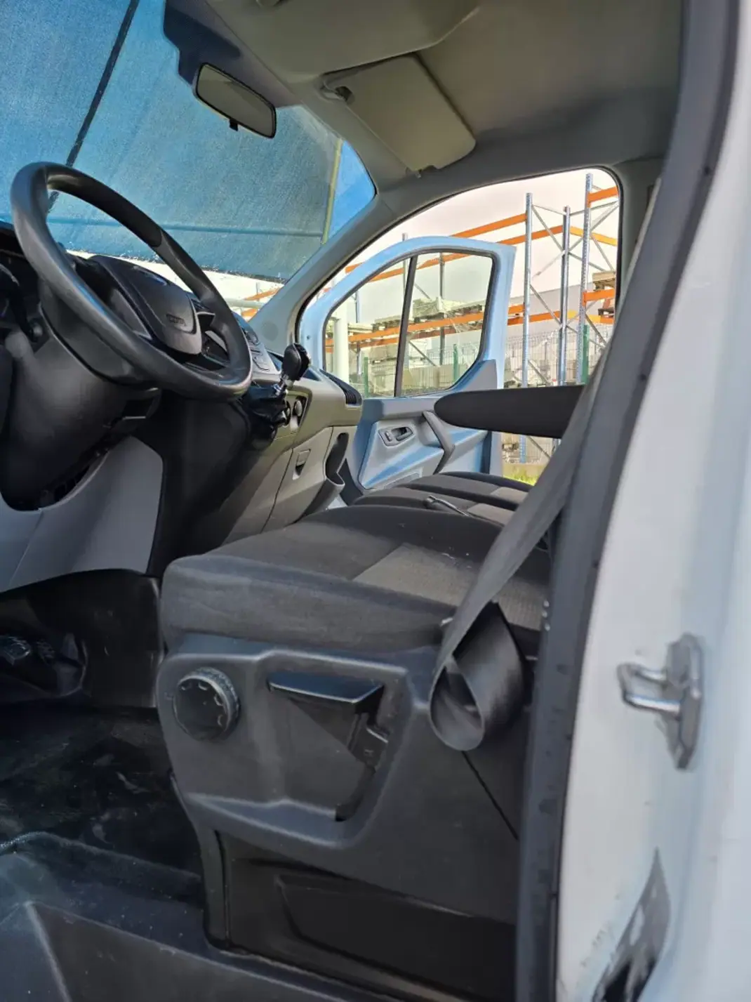 Ford Transit Custom 2015 - 13990 EUR, 148160 km - AUTO.MOTO.pt - 148160km - foto 13 de 19