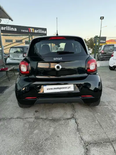 Smart ForFour 2019 - 14480 EUR, 25000 km - AUTO.MOTO.pt - 25000km - foto 4 de 5
