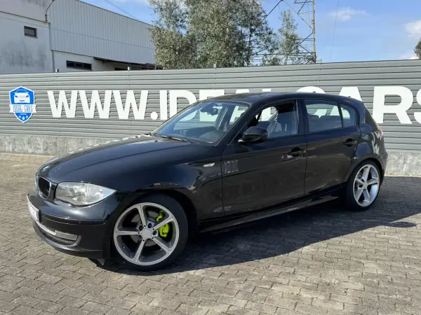 BMW 118 2010 - 11950 EUR, 215000 km - AUTO.MOTO.pt - 215000km - foto 7 de 24