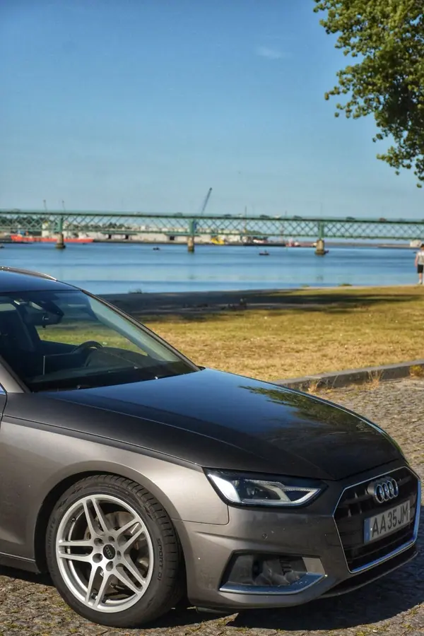 Audi A4 Avant 2020 — foto 2 de 14