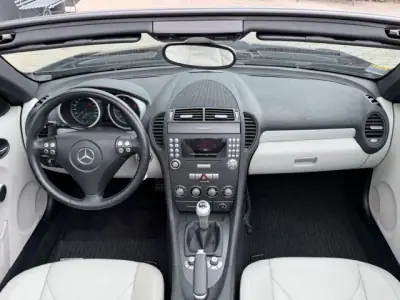 Mercedes-Benz SLK 200 2006 - 14900 EUR, 90900 km - AUTO.MOTO.pt - 90900km - foto 9 de 11
