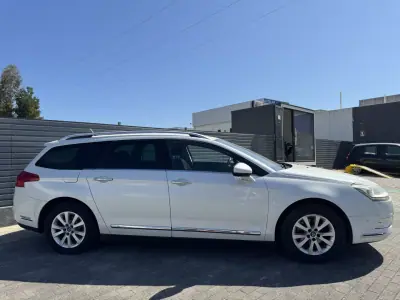 Citroën C5 Break 2012 - 7950 EUR, 305000 km - AUTO.MOTO.pt - 305000km - foto 5 de 18