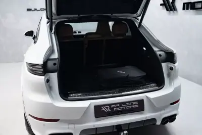 Porsche Cayenne Coupé 2022 - 84950 EUR, 71000 km - AUTO.MOTO.pt - 71000km - foto 12 de 60
