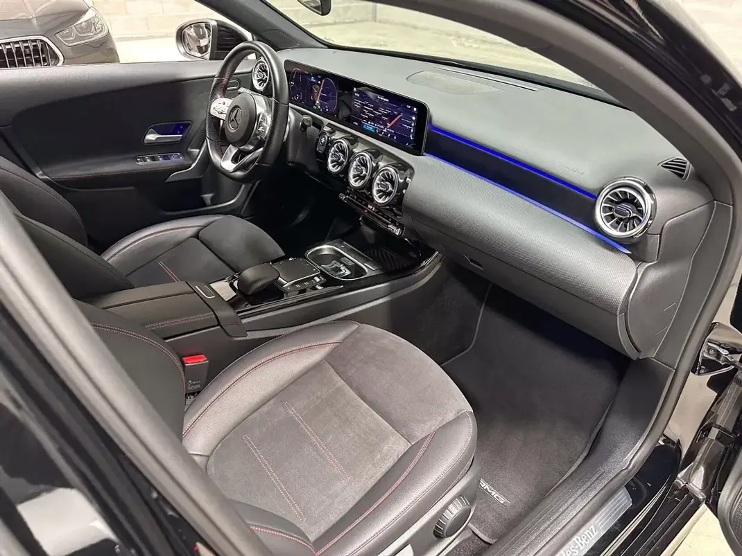 Mercedes-Benz A 250 Limousine 2022 - 28950 EUR, 31579 km - AUTO.MOTO.pt - 31579km - foto 10 de 52
