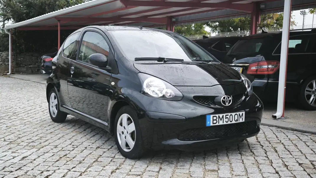 Toyota Aygo 2007 - 5450 EUR, 125960 km - 125960km - foto 3 de 8