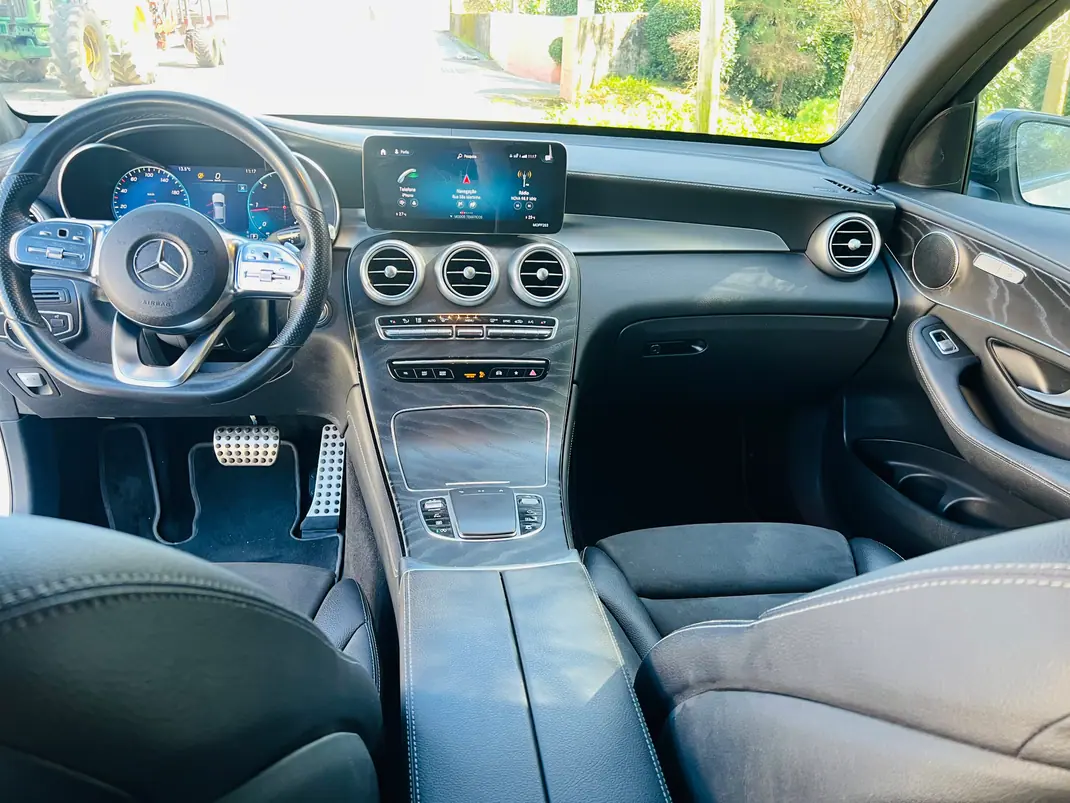 Mercedes-Benz GLC 300 2020 - 42750 EUR, 107000 km - AUTO.MOTO.pt - 107000km - foto 10 de 19