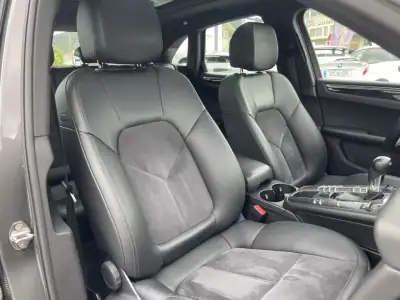 Porsche Macan 2014 - 34900 EUR, 215608 km - AUTO.MOTO.pt - 215608km - foto 17 de 41