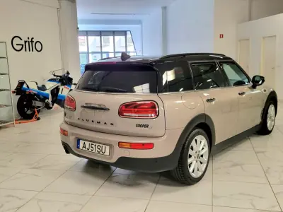 MINI Clubman 2021 - 23800 EUR, 93000 km - AUTO.MOTO.pt - 93000km - foto 8 de 41