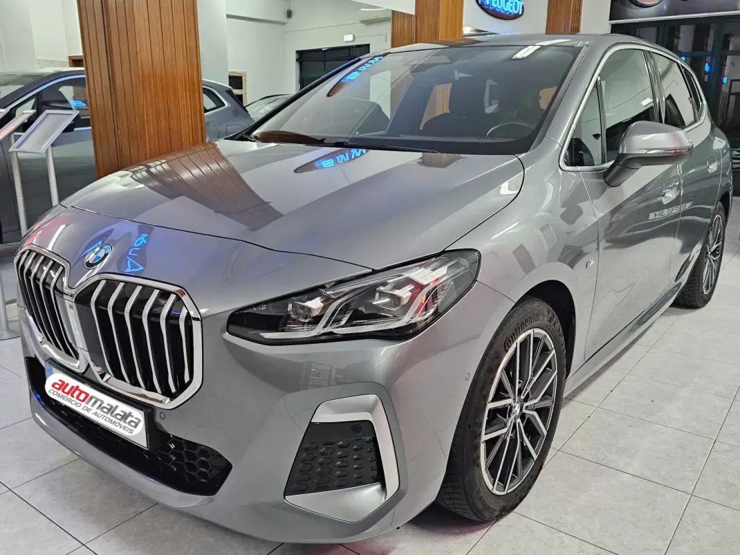 BMW 218 2024 - 29900 EUR, 110098 km - AUTO.MOTO.pt - 110098km - foto 3 de 3