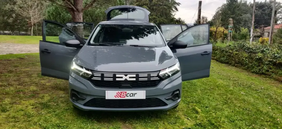 Dacia Sandero 2025 - 16990 EUR, 2000 km - AUTO.MOTO.pt - 2000km - foto 19 de 39