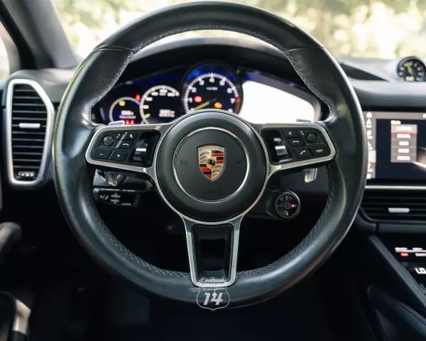 Porsche Cayenne Coupé 2021 - 73990 EUR, 30630 km - AUTO.MOTO.pt - 30630km - foto 10 de 56