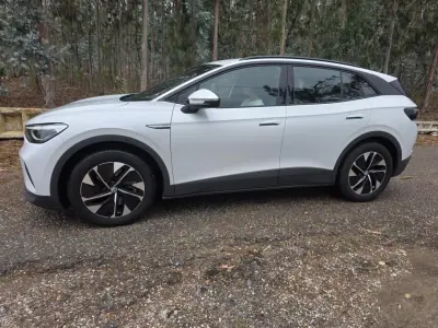 Volkswagen ID.4 2023 - 33750 EUR, 46000 km - 46000km - foto 48 de 79