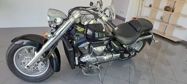 Suzuki Intruder LC 1500 2008 - 10950 EUR, 28000 km - AUTO.MOTO.pt - 28000km - foto 4 de 8