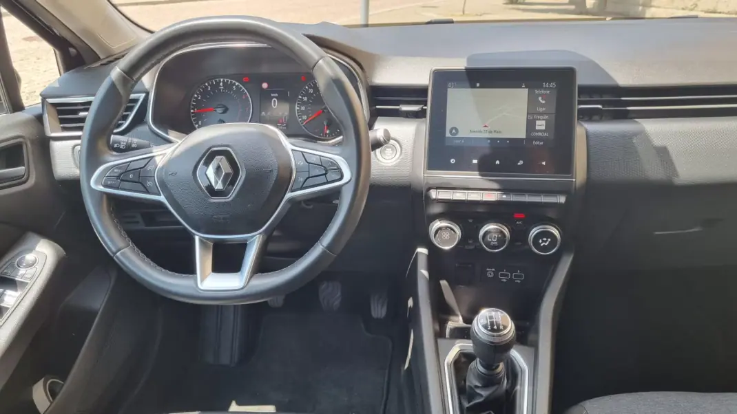 Renault Clio 2020 - 13490 EUR, 62000 km - 62000km - foto 10 de 20