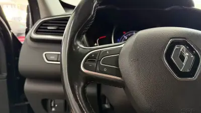 Renault Kadjar 2019 - 14990 EUR, 110028 km - AUTO.MOTO.pt - 110028km - foto 28 de 37