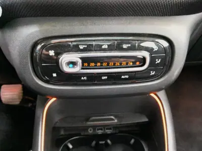 Smart ForFour 2021 - 14500 EUR, 24431 km - AUTO.MOTO.pt - 24431km - foto 16 de 25